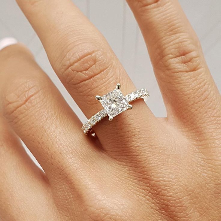 14k Solid Yellow Gold 1.5 CT Princess Cut Diamond Engagement Wedding Ring 14k Solid Yellow Gold 1.5 CT Princess Cut Diamond Engagement Wedding Ring