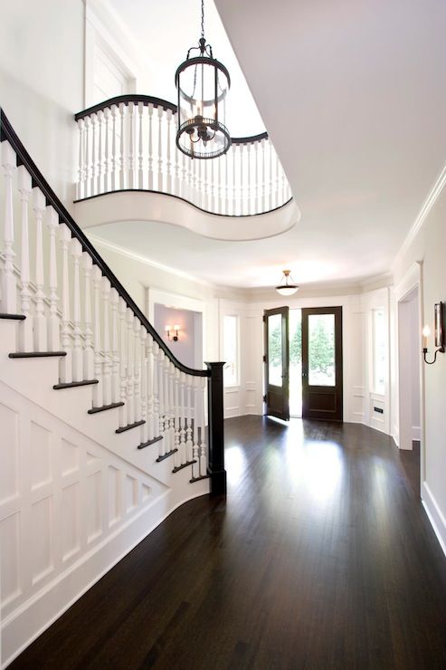 dark floors vs light
