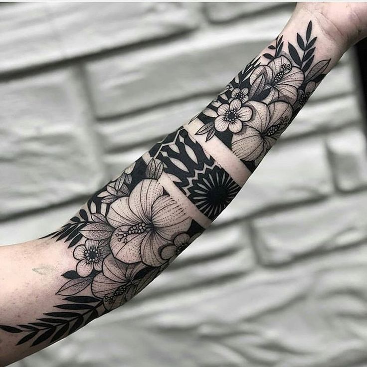 Künstler @jaycewallingford | Künstler: @geometric_ink #ageometric #ajaycewalli...