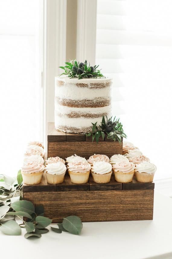 Krystle Tim S Wedding Wedloft Wedding Cupcakes Rustic Cupcake Stand Wedding Rustic Cupcakes