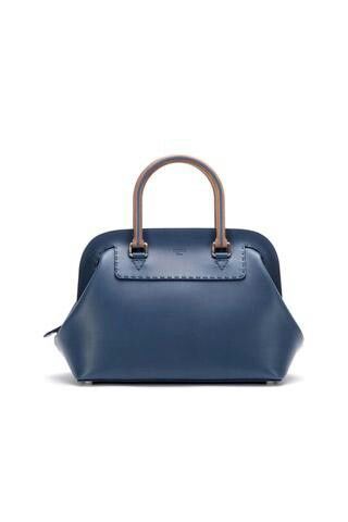 Pin by Aleksandra Molerovic on Tasne Bags, Fendi, Pretty