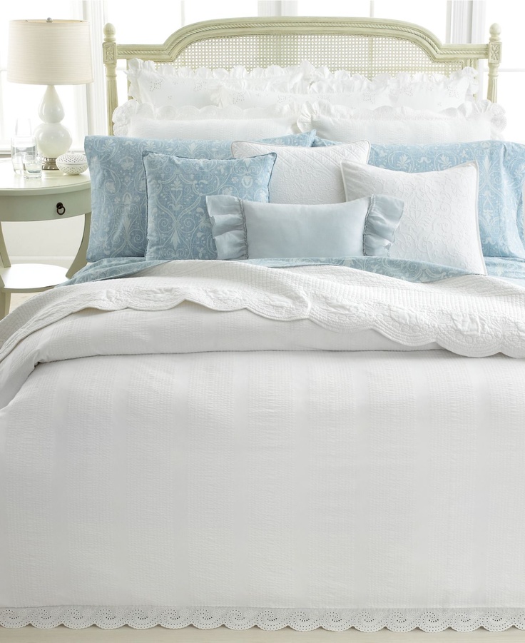 White Bedding Collections White Bedding Collections