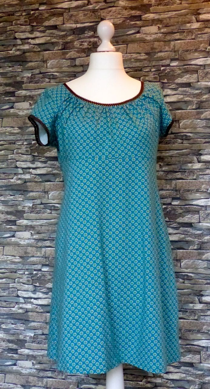 Wohlfühlkleid+Ferrara | Schnittmuster kleid, Schnittmuster damen, Kleidung