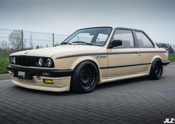 Welcome to E30ANKARA no Instagram: “#bmw #e30 #325i #bbs #aerodynamic #