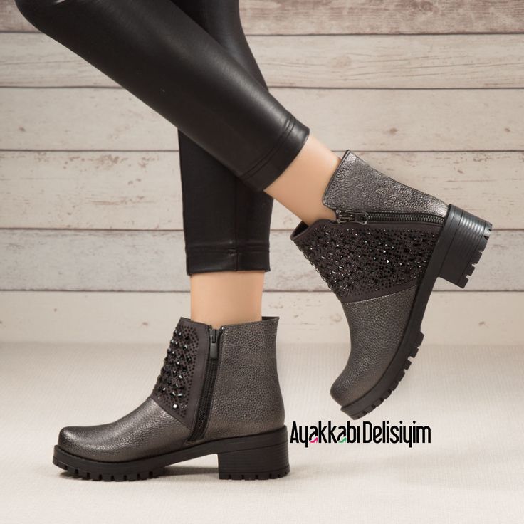 Mepas Platin Tasli Kisa Bot Trending Womens Shoes Boots Trending Shoes