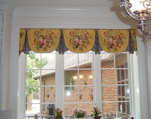 Scalloped Box Pleat Valance With Pleated Scalloped Box Pleat Valance With Pleated Custom Window Treatments In 2018 Pinterest And Curtains