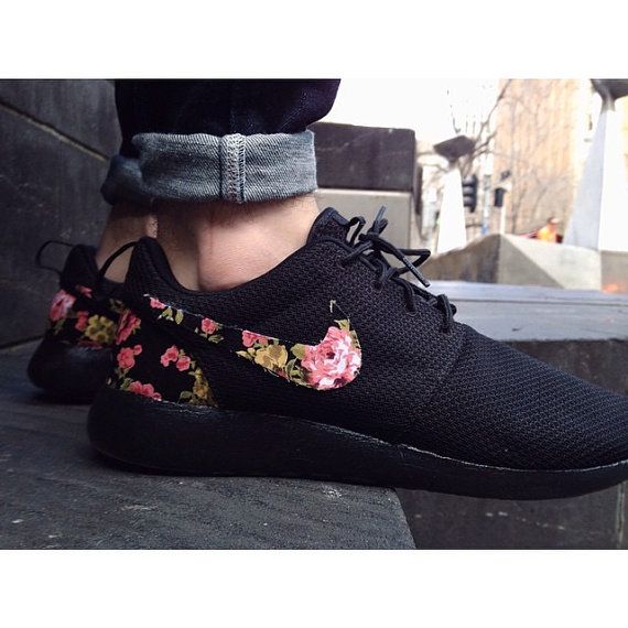 3 fach schwarz Floral Nike Roshe Ausführen von rixcustoms 3 fach schwarz Floral Nike Roshe Ausführen von rixcustoms