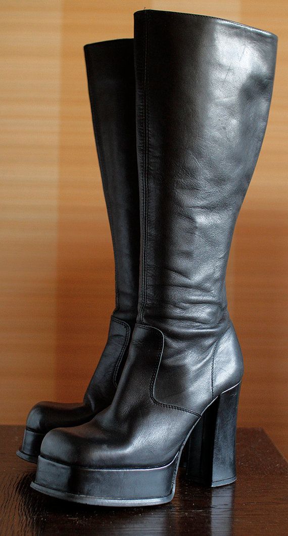 BARRATTS #black_platform_boots - #90s_fashion 90s Boots, Cool Boots ...