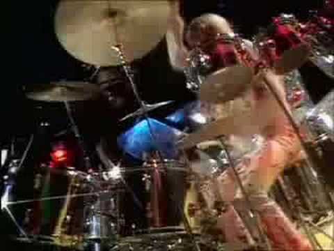 august 12th 1972 alice cooper school s out alice uk music video chart 4music