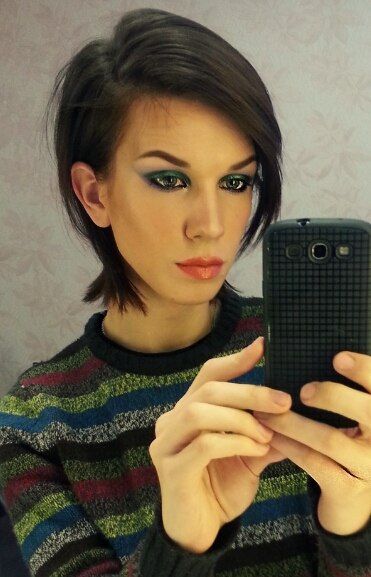 Short hair tranny Free black tranny pictures