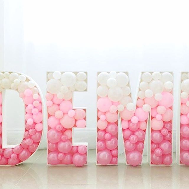 Great news - those custom letter and number balloon mosaic available for orders since now! Highly customizable for any theme. Contact us for orders and ideas: TEXT 514-458-1832 OR link in BIO. #BalloonMosaic
