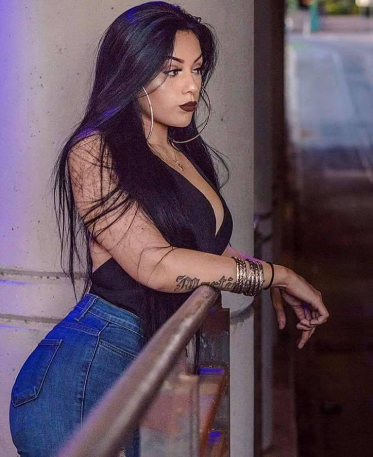 Pin By Anthony On Cholos And Cholas Gangsta Girl Style Chola Girl Pin By Anthony On Cholos And Cholas Gangsta Girl Style Chola Girl