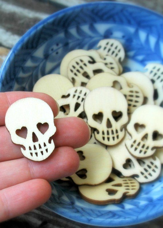 10 Mini Sugar Skulls Day Of The Dead Dia De Los Muertos Mini Sugar Skulls Day Of The Dead Dia De Los Muertos Favor Party Favors Skull Wedding In 2018 Etsy Pins