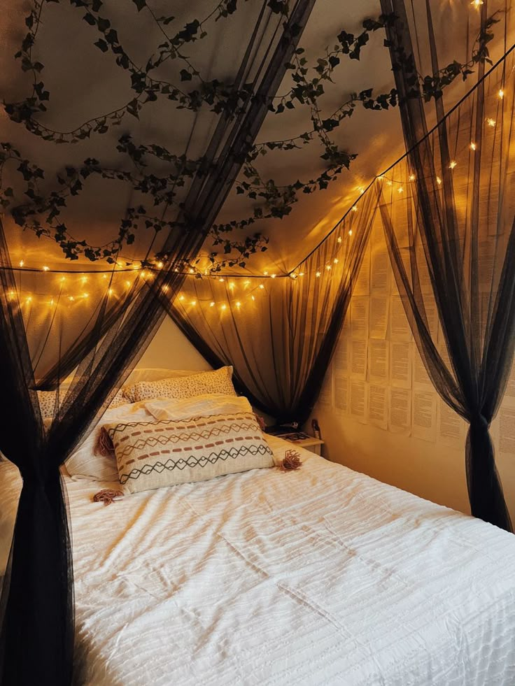 fairy lights vine bedroom decor  Room makeover bedroom, Bedroom