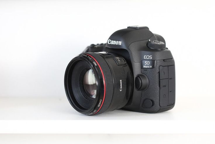 Зеркальный фотоаппарат Canon EOS 5D Mark III Kit 24-105mm f/4L IS купить в интер