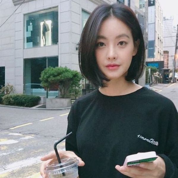 Kết Quả Hinh ảnh Cho Toc Bob オルチャン ヘアスタイル ミディアム パーマ 前髪なし ヘアスタイル Kết Quả Hinh ảnh Cho Toc Bob オルチャン ヘアスタイル ミディアム パーマ 前髪なし ヘアスタイル