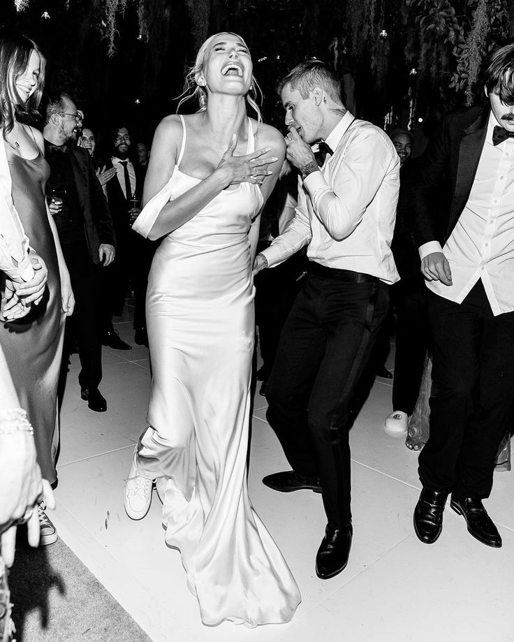 All the Details Behind Hailey Bieber’s Vera Wang Wedding Reception Dress All the Details Behind Hailey Bieber’s Vera Wang Wedding Reception Dress
