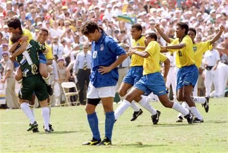 w杯のスーパースター イタリア代表 バッジョ Soccer Soccer Field Football Photos w杯のスーパースター イタリア代表 バッジョ Soccer Soccer Field Football Photos