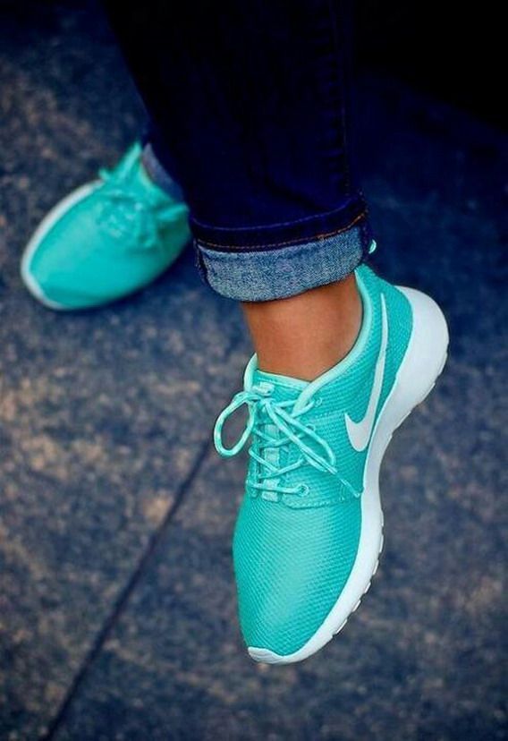 Nike women's running shoes are designed with innovative features ... Nike women's running shoes are designed with innovative features ...