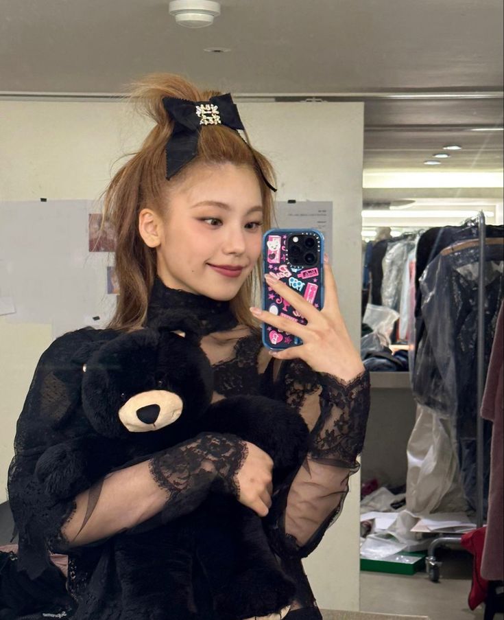 Pin By On Yeji Kpop Girls Itzy Instagram Update pin-by-on-yeji-kpop-girls-itzy-instagram-update