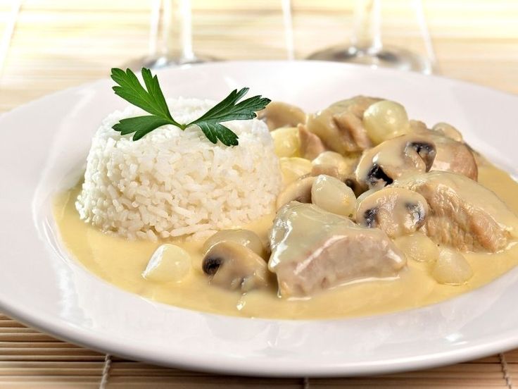 Omas Putengeschnetzeltes in Pilz-Sahnesoße - Oma Kocht | Cassoulet ...
