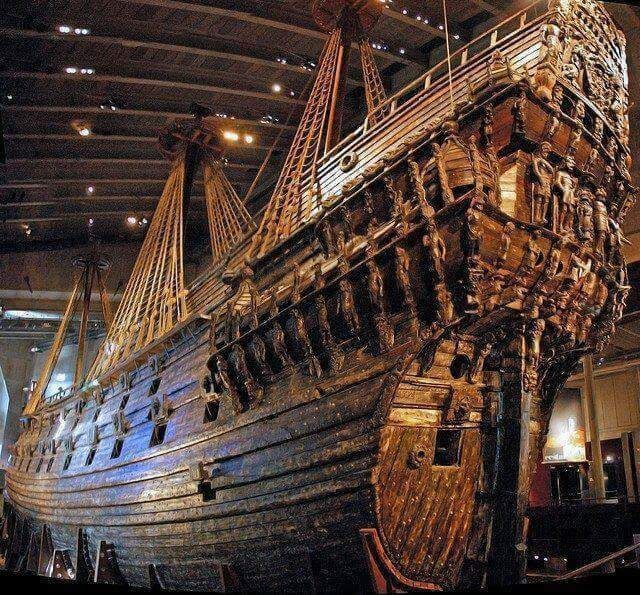 Swedish Warship Vasa,sunk on 1628 and recovered in ocean in 1961