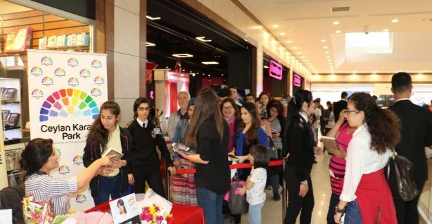 Diyarbakir Da Iclal Aydin Yogunlugu Ayi Unluler Danca