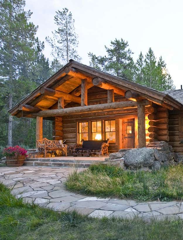 Cute and Cozy Log Home | 12 Real Log Cabin Homes - Take A Virtual Tour on Homest...
