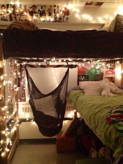 Build A Hammock Underneath Your Lofted Bed In Dorm Room College Build A Hammock Underneath Your Lofted Bed In Dorm Room College Pictures Cool Rooms Cute