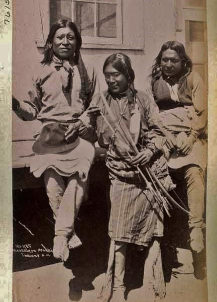 apache guys Apache takes out bongo full of insurgents apache decimates group of insurgents these guys might have been anybody. apache guys Apache takes out bongo full of insurgents apache decimates group of insurgents these guys might have been anybody.
