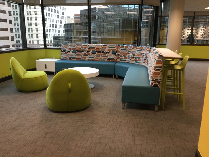 Umb Bank Headquarters Kansas City Mo Fringe Lounge Seating And Table With Staccato Occasional Outdoor Furniture Sets Outdoor Furniture Sets Lounge Seating, Outdoor Furniture Kansas City Area