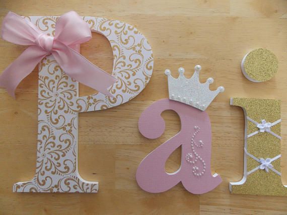 princesa letras letras color rosa blancas y oro letras crown outline
