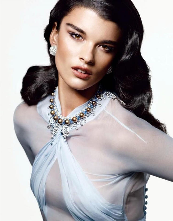 crystal renn crystal renn vogue germany fashion crystal renn crystal renn vogue germany fashion