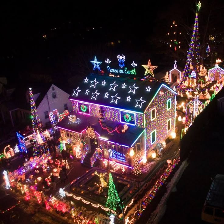Festive light displays ✨