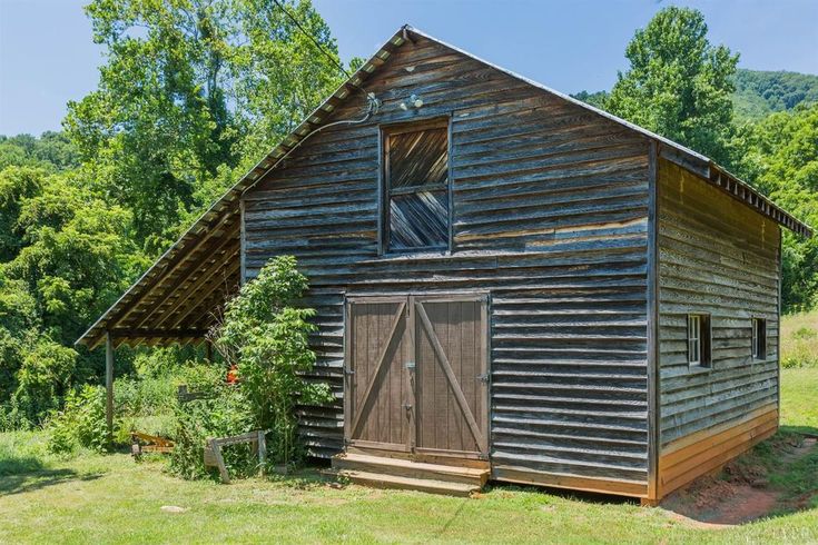 the 43 best high peak farm on high peak mountain images on pinterest now we see evidence of a working farm a o stables on the property