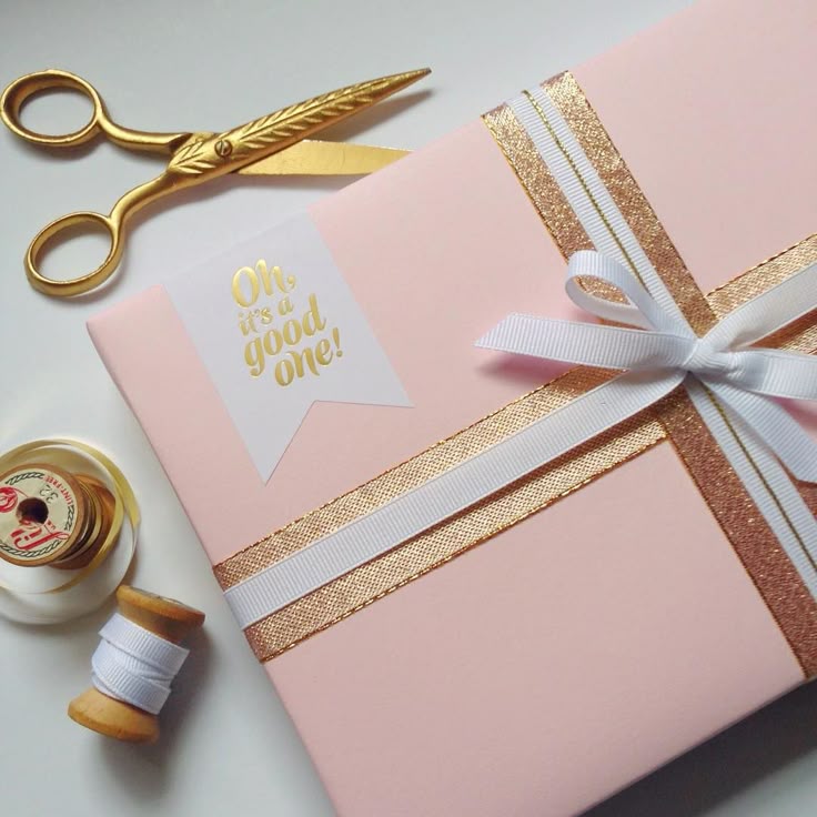 Cute gift wrapper design for christmas Cute gift wrapper design for christmas