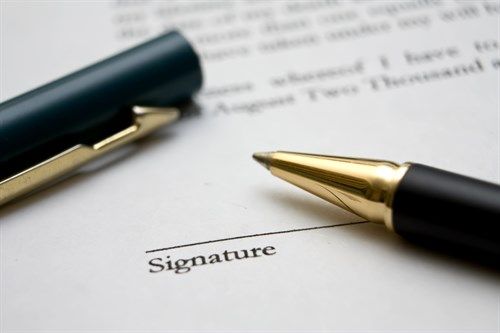 What’s the difference between a Notarial Contract and Spousal Affidavit - See more at: http://www.nwivisas.com/nwi-blog/south-africa/the-difference-between-a-notarial-contract-and-spousal-affidavit/#sthash.oOAL6VdA.dpuf