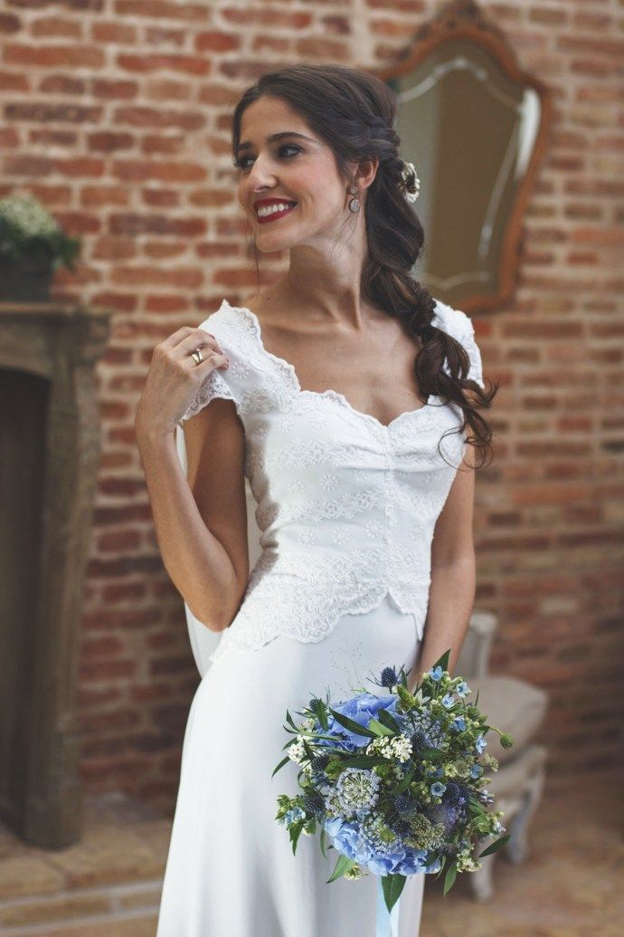 vestido novia espalda encaje complementos azul | vestidos en 2019