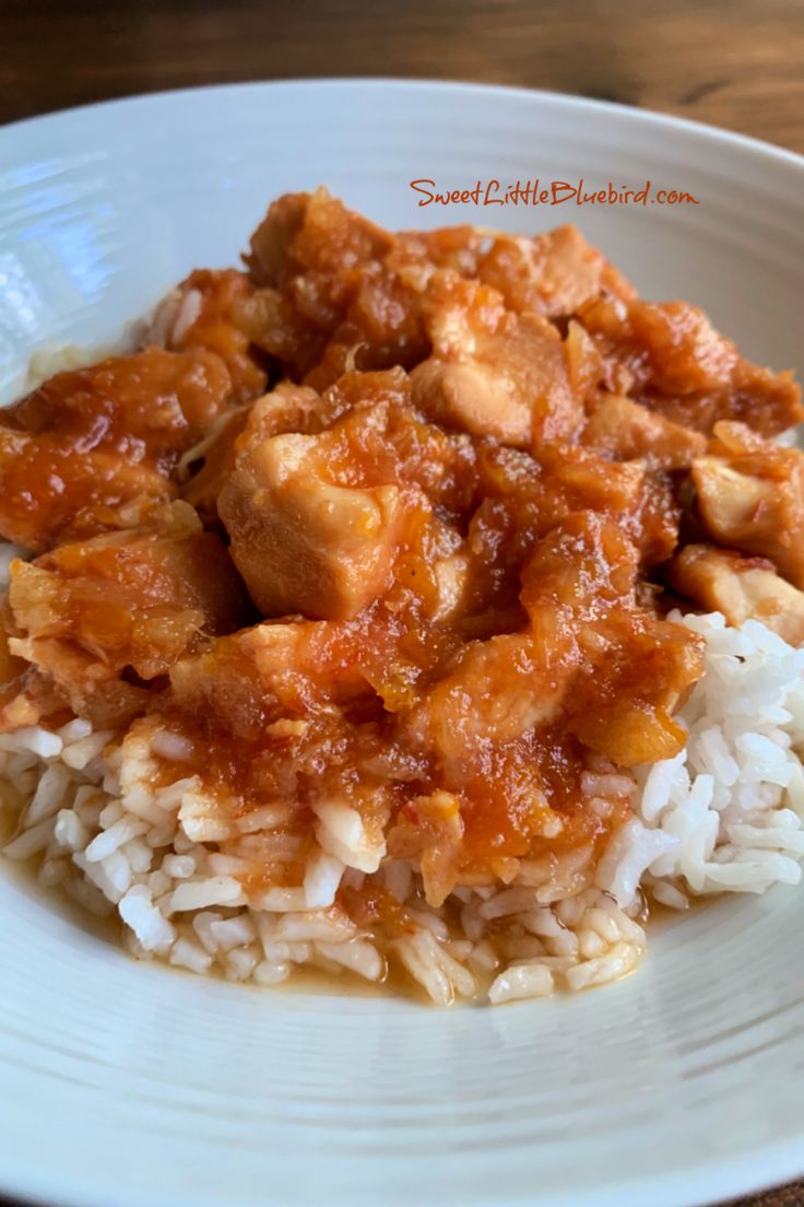 Easy Crock Pot Sweet and Sour Chicken (4 Ingredients) in Easy Crock Pot Sweet and Sour Chicken (4 Ingredients) in