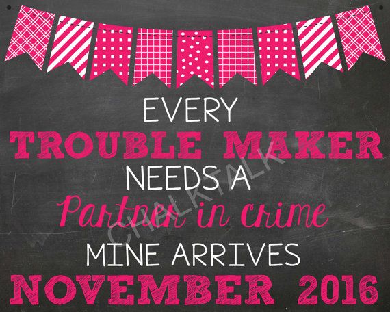 baby announcement maker