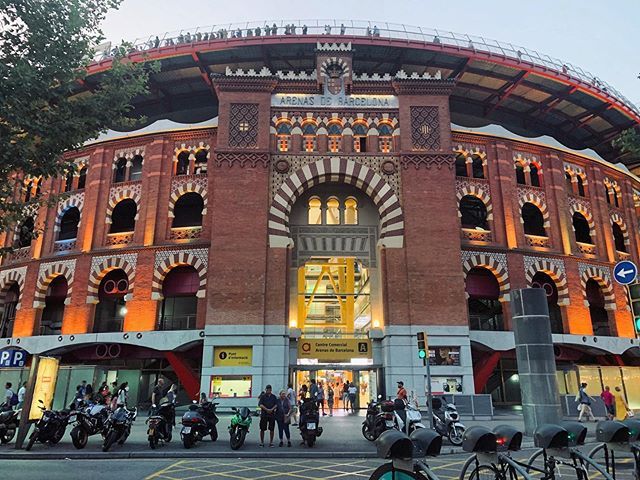 Ahora Centro Comercial Antes Plaza De Toros House Styles Mansions Arenas