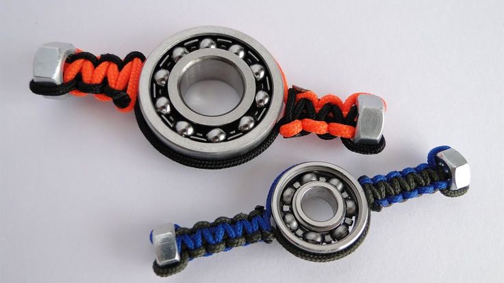 Fid ing with paracord paracord spinner