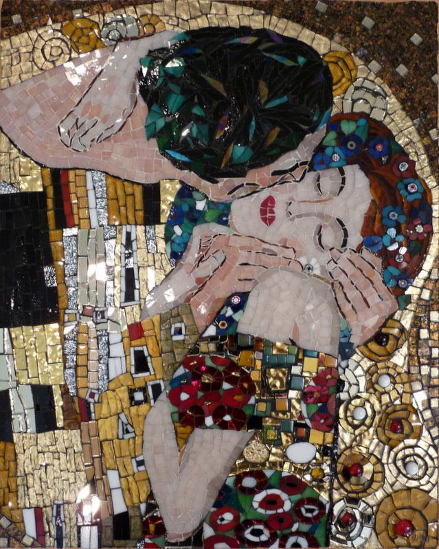 Best 25 Mosaic Art Ideas On Pinterest Mosaics And Mosaic Art Design The Kiss By Gustav Klimt