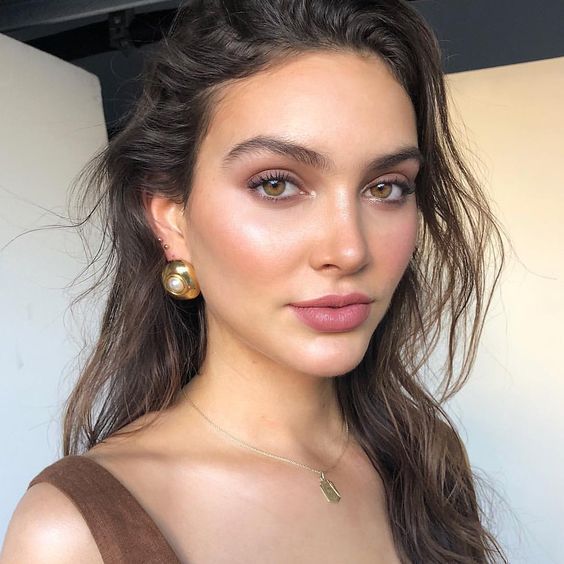 40 Simple Everyday Office Makeup Natural & Easy Ideas for Professional and Business Looks