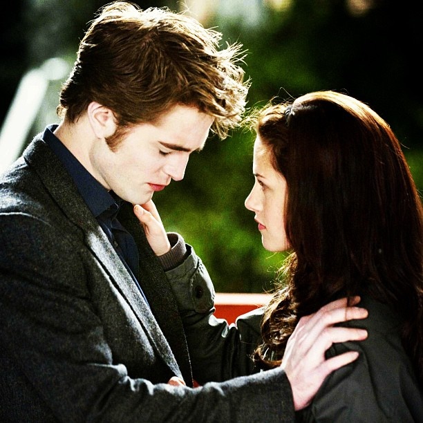 Twilight stars dating in real life