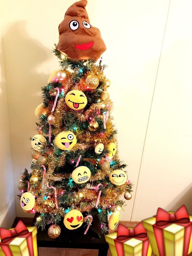 Emoji christmas tree 😘😊😍😋😆 #emojichristmastree #emoji # ...