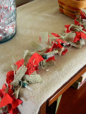 25+ unique Burlap garland ideas on Pinterest Country christmas, Rustic christmas decorations ...