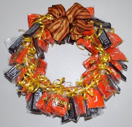 candy bar wreath put candy bars in individual clear cello bags tie them with curling - Halloween Candy Wreath candy bar wreath put candy bars in individual clear cello bags tie them with curling - Halloween Candy Wreath
