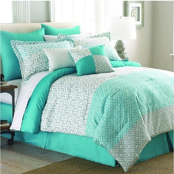 Mint Green 8 piece forter Set White King Queen Bedding