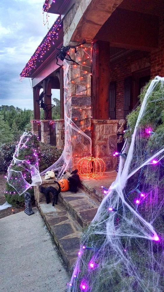 best diy outdoor halloween decorations for 2017 check these halloween projects for inspiration and make - Outdoor Halloween Party best diy outdoor halloween decorations for 2017 check these halloween projects for inspiration and make - Outdoor Halloween Party